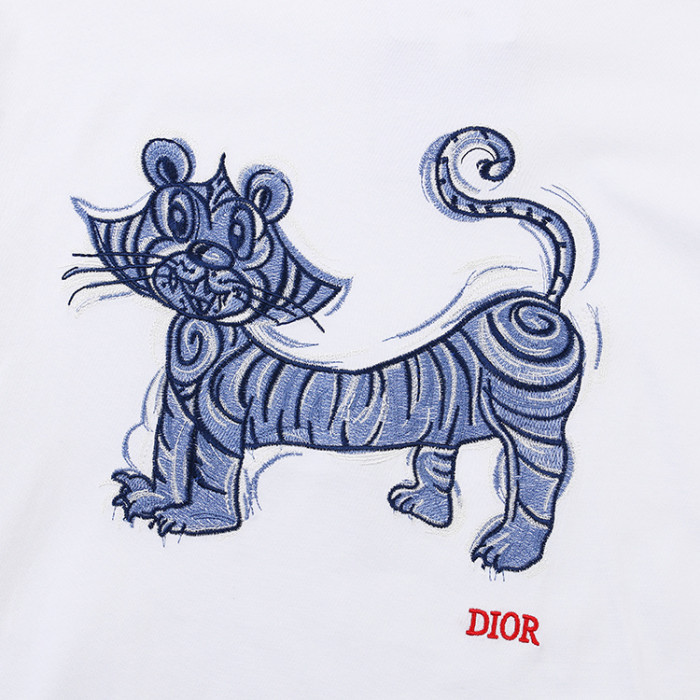 d1or t-shirt
