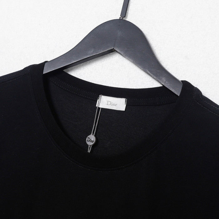 d1or t-shirt