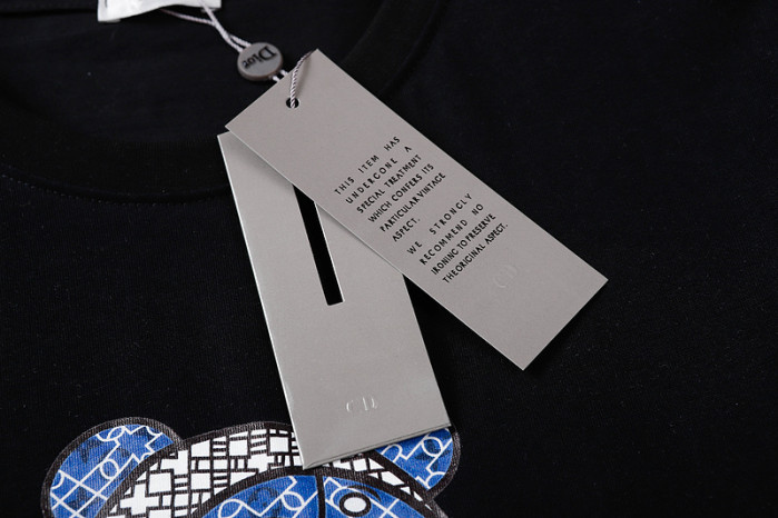 d1or t-shirt