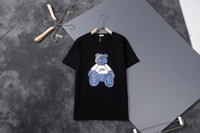 d1or t-shirt
