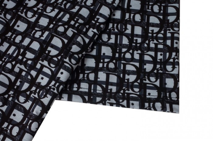 d1or t-shirt