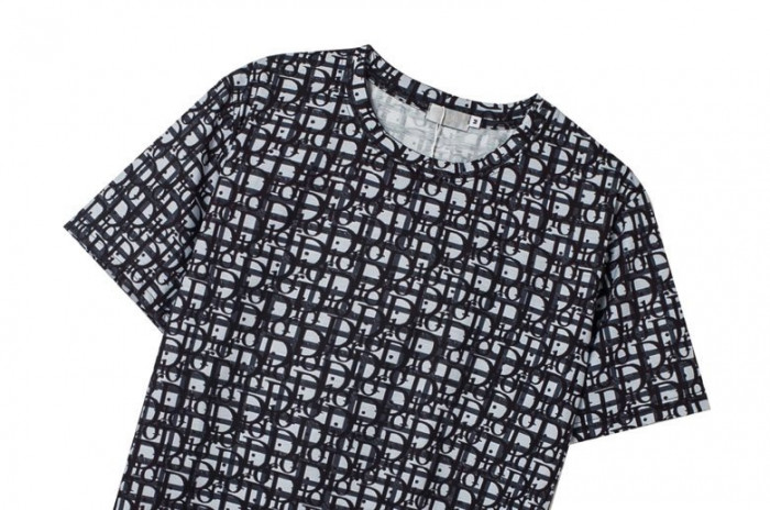 d1or t-shirt