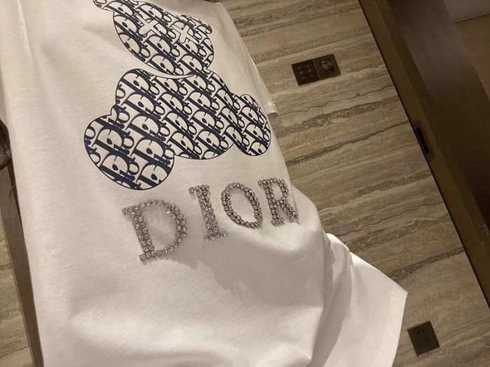 d1or t-shirt