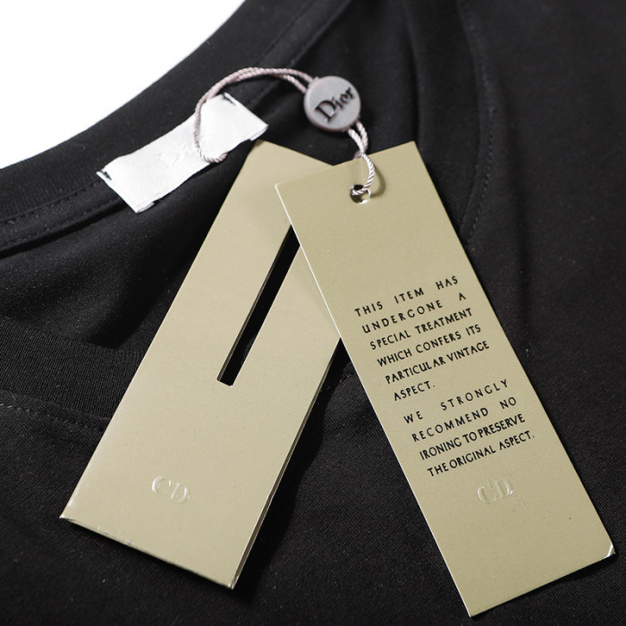 d1or t-shirt