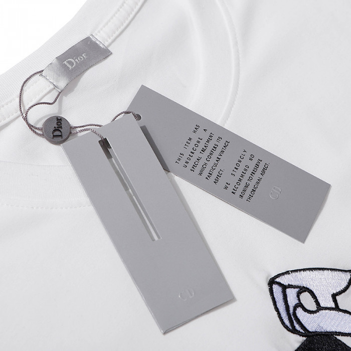 d1or t-shirt