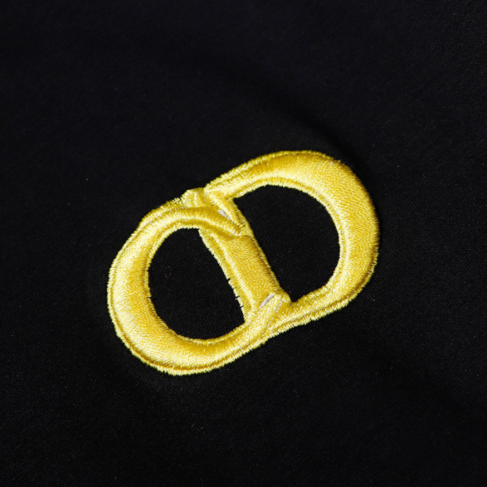 d1or t-shirt