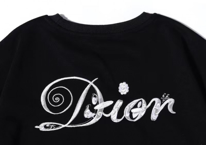d1or hoodie