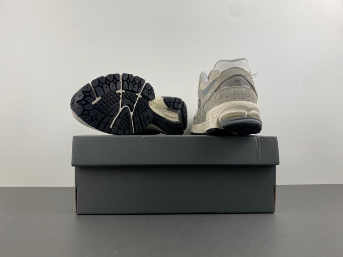 NEW BALANCE 2002R U2002RRD