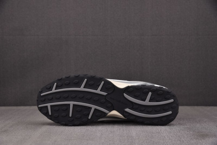 New Balance 204L Silver Metallic Black U204LSWD